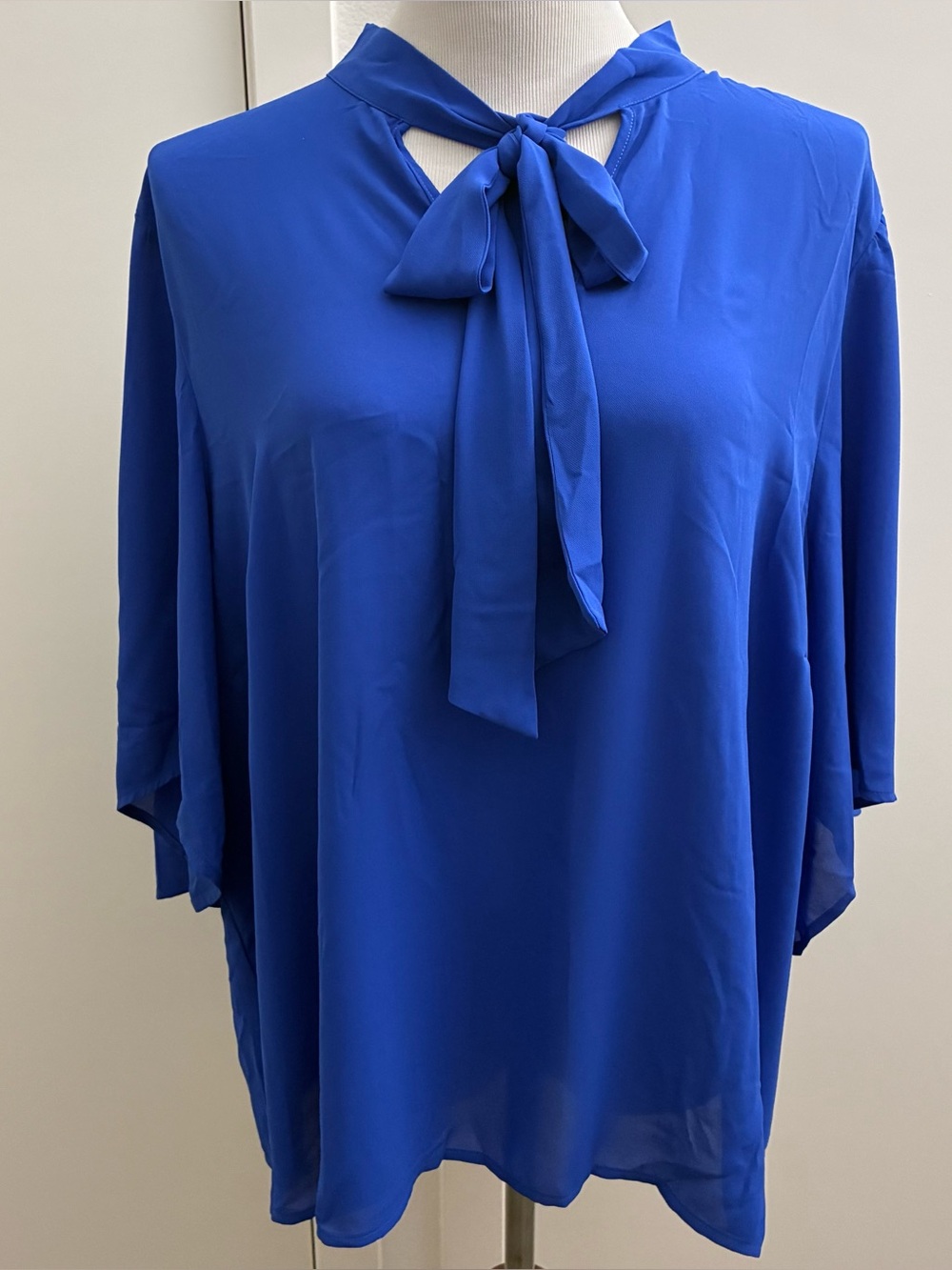 Eloquii Women’s Size 22 Blouse Blue Bow Tie Neck Flowy Career Office Top Sheer